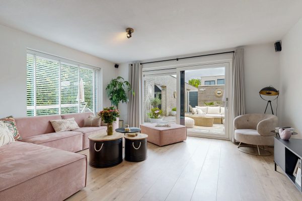Tuingerichte woonkamer, Mantegnaplantsoen 3 Almere Tuingerichte woonkamer, Mantegnaplantsoen 3 Almere