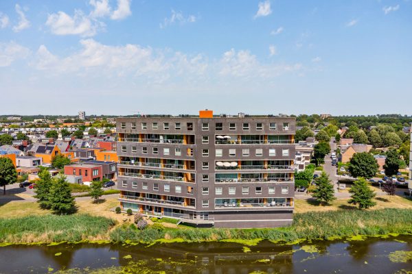 Appartementencomplex aan het water, Puerto Ricostraat 81 Almere Appartementencomplex aan het water, Puerto Ricostraat 81 Almere