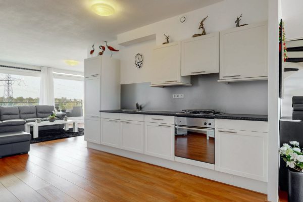Keuken met inbouwapparatuur, Puerto Ricostraat 81 Almere Keuken met inbouwapparatuur, Puerto Ricostraat 81 Almere