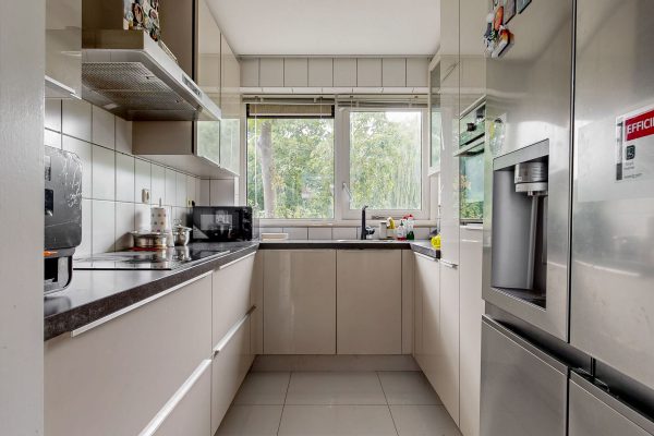 Keuken in U-opstelling, Vasalisstraat 80 Almere Keuken in U-opstelling, Vasalisstraat 80 Almere